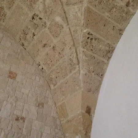 La Casa Gialla * אליסטה